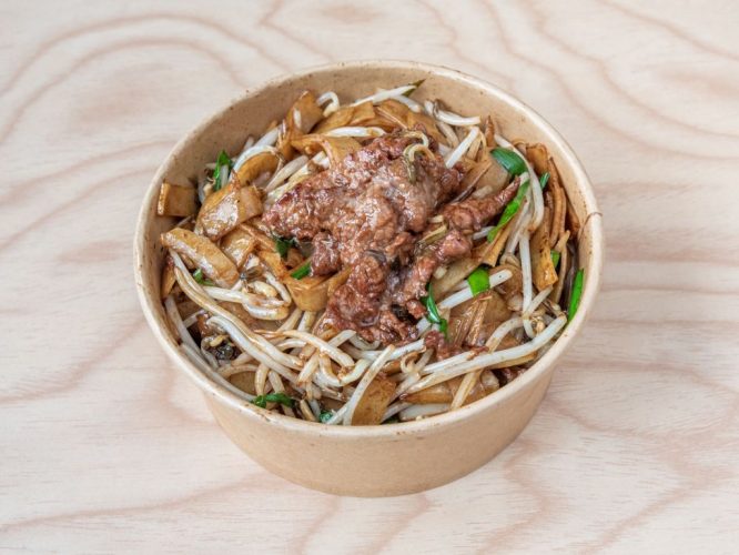 Tagliatelle Di Riso Al Manzo